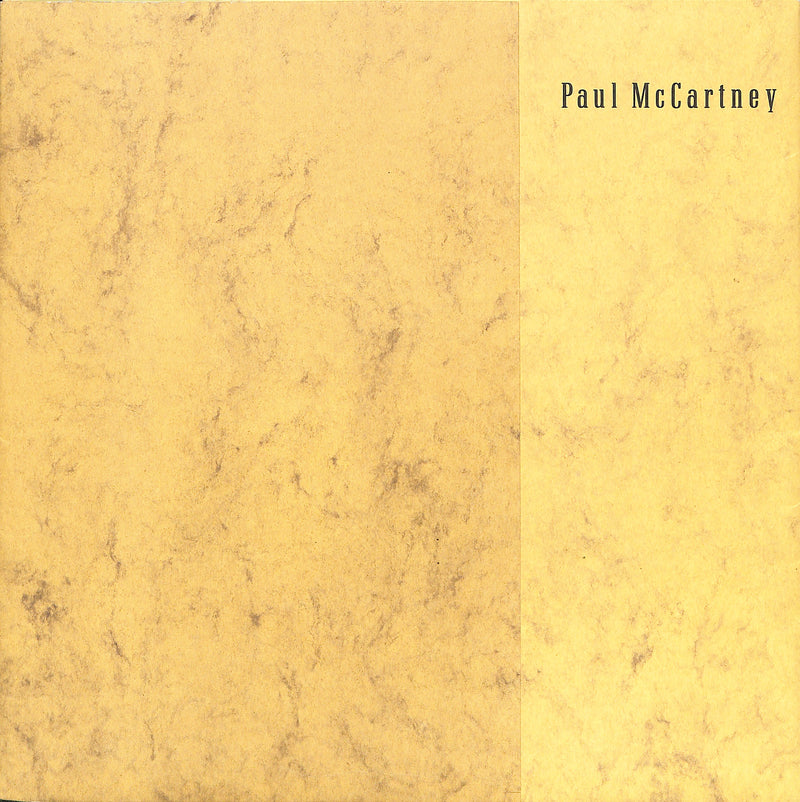 アルバム『プレス・トゥ・プレイ』のプレス・キットに書かれたポール・マッカートニーのサイン