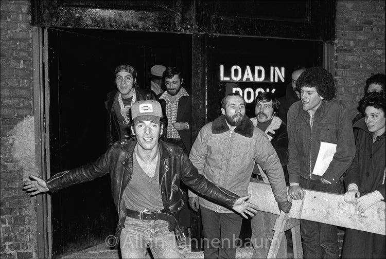 ブルース・スプリングスティーン - パラディアム、NYC - 1976年」【写真家 アラン・タネンバウムのサイン入り】