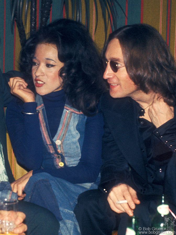 ロニー・スペクターとジョン・レノン - NYC - 1974年