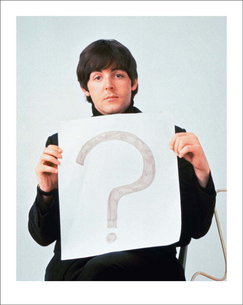 写真「ポール・マッカートニー - クエスチョン・マーク - ザ・ベイル・スタジオ、ロンドン - 1966年」【オリジナル・プリント／ロバート・ウィテカー・フォトグラフィーのエンボス入り】