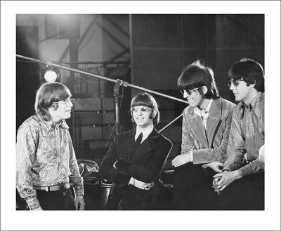 写真「ビートルズ - リボルバー裏ジャケット - アビイ・ロード・スタジオ - 1966年」【オリジナル・プリント／ロバート・ウィテカー・フォトグラフィーのエンボス入り】